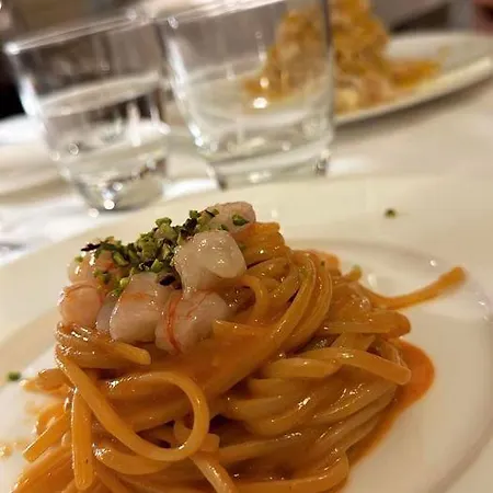 Ristorante Lucia - 100 Mt Dal Mare Джулианова