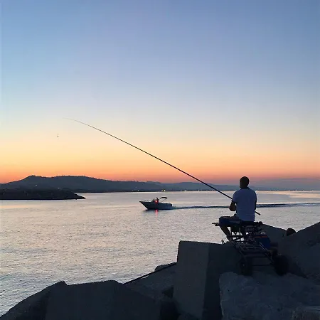 Ristorante Lucia - 100 Mt Dal Mare 3*