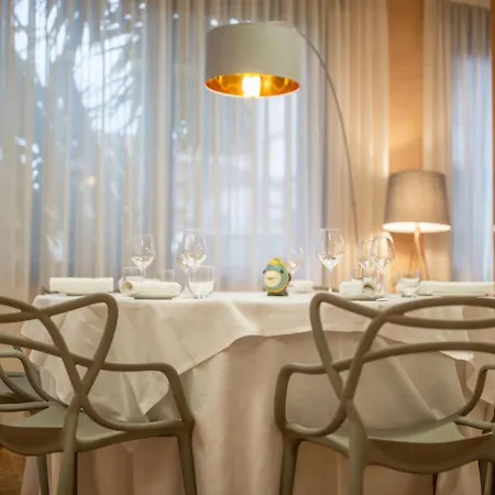 Ristorante Lucia - 100 Mt Dal Mare Hotel Giulianova