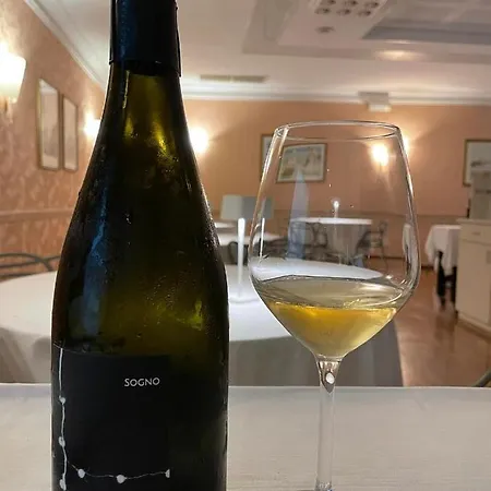 Ristorante Lucia - 100 Mt Dal Mare Hotel Giulianova