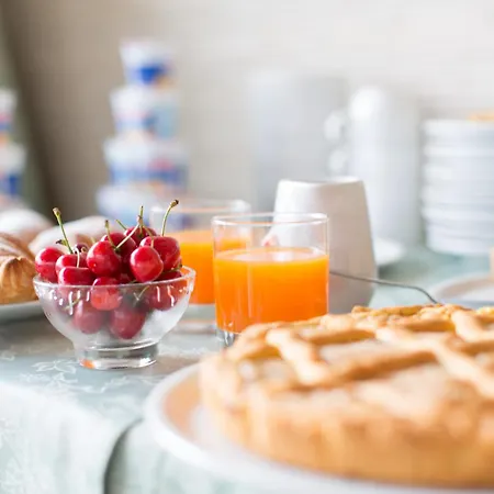 Hotel Ristorante Lucia - 100 Mt Dal Mare Giulianova