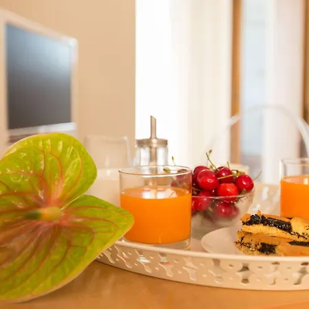 Ristorante Lucia - 100 Mt Dal Mare 3*