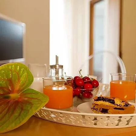 Ristorante Lucia - 100 Mt Dal Mare 3*