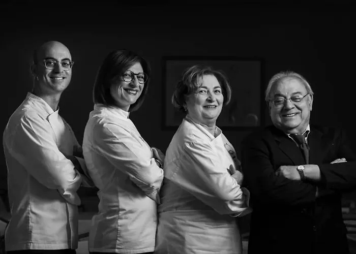 Ristorante Lucia - 100 Mt Dal Mare Hotel Giulianova