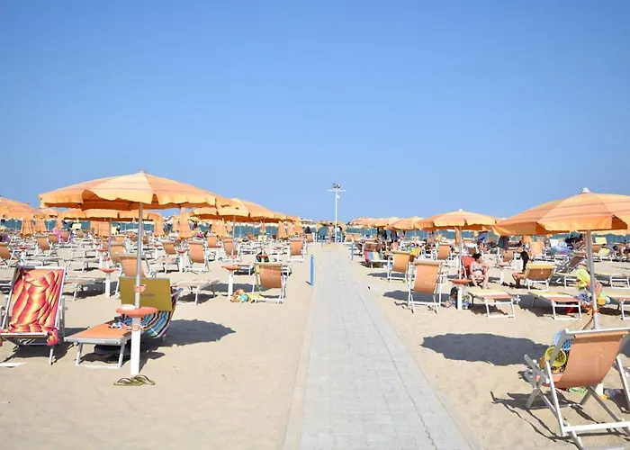 فندق Ristorante Lucia - 100 Mt Dal Mare