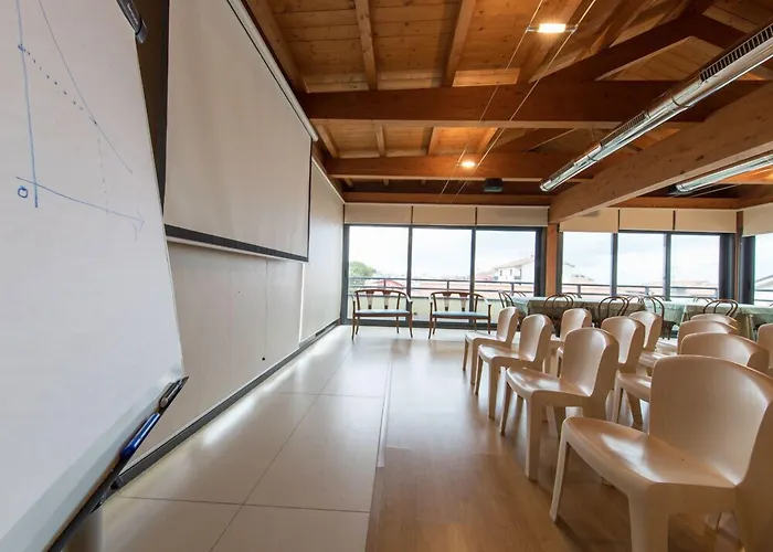 Ristorante Lucia - 100 Mt Dal Mare 3* جوليانوفا